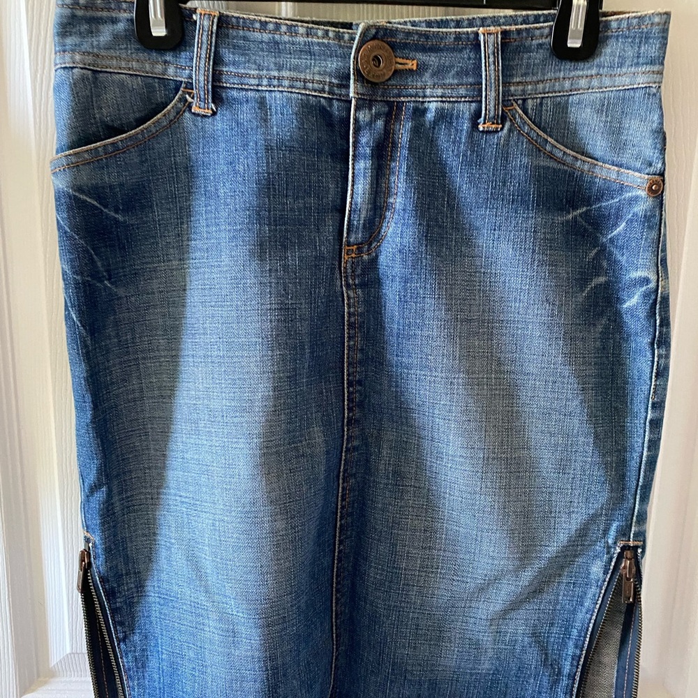 Awesome AXchange skirt